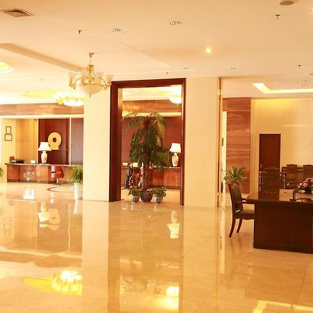 Hotel Universal Guilin Exterior photo